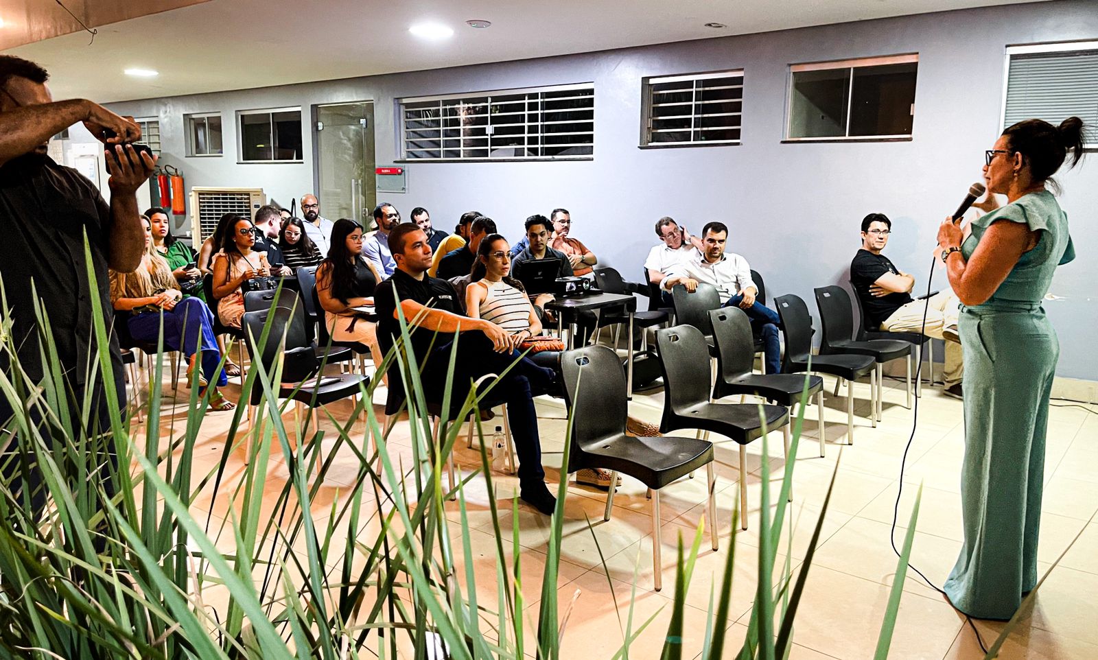 AJEE Tocantins promove 1° Café Político do ano